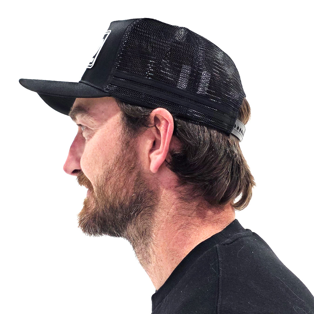 DWD Country Trucker Cap - 4x entries